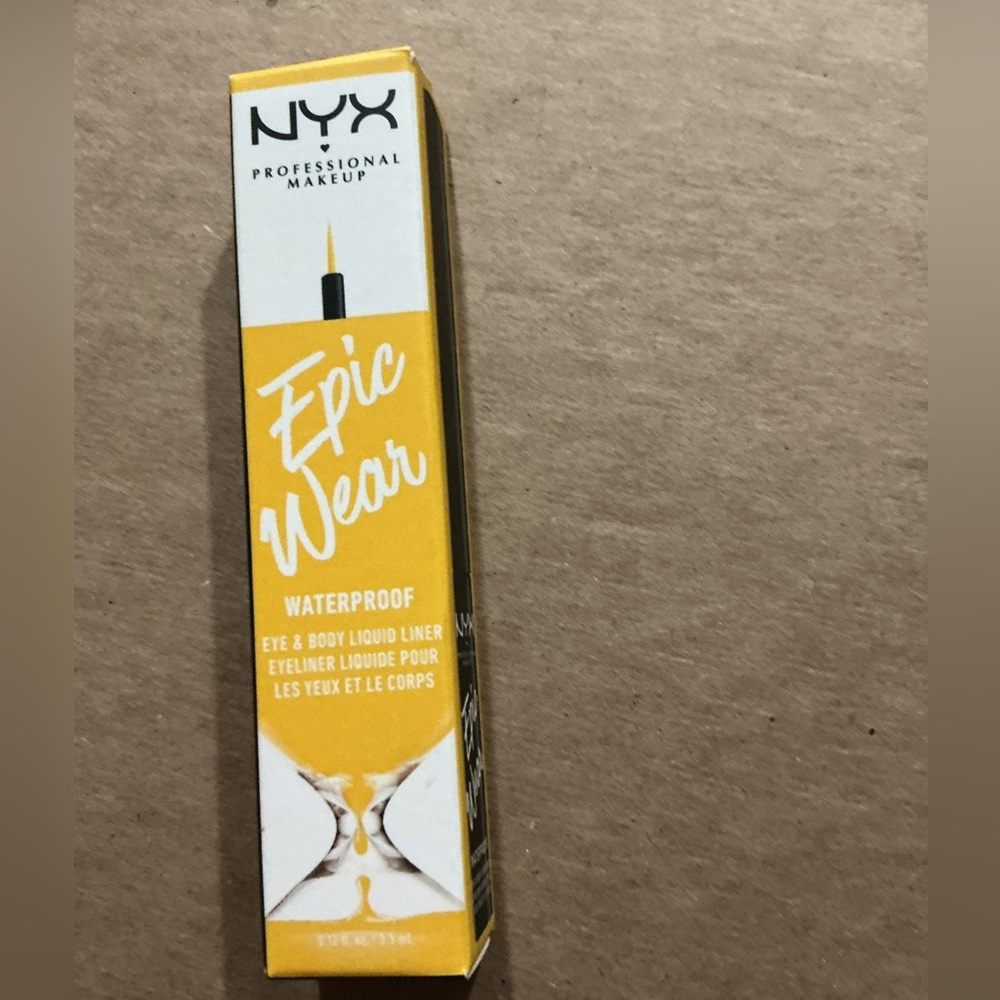 NYX‎ Epic Wear Liquid Liner in Vibrant Yellow Waterproof